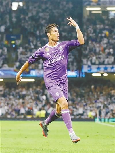 他不仅在进 他不仅在进