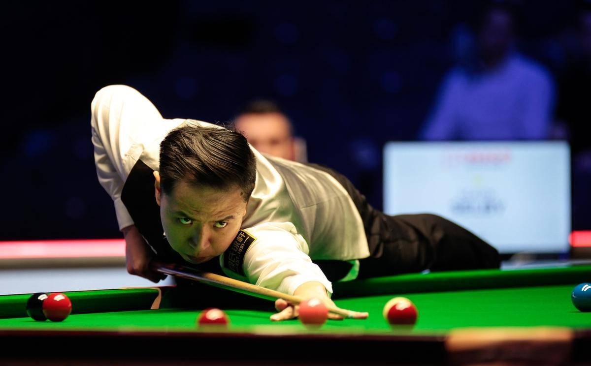 他们上了一 他们上了一